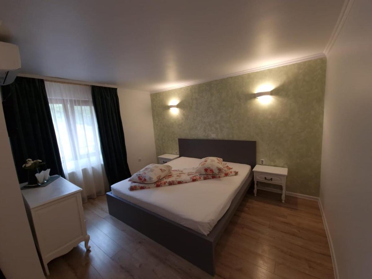 Guesthouse Magic Băile Herculane Exteriér fotografie