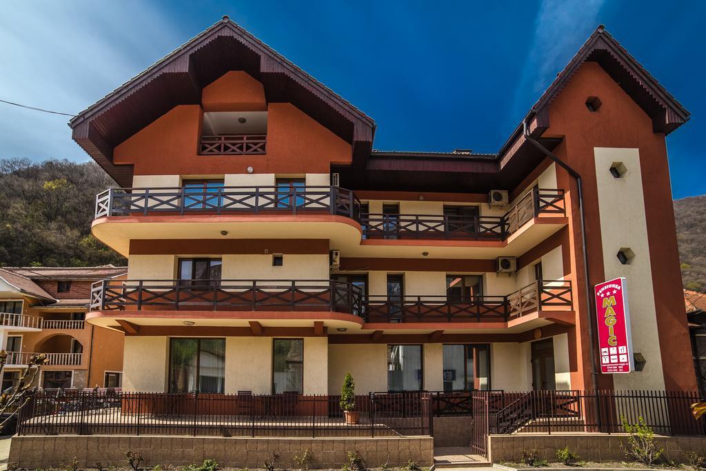 Guesthouse Magic Băile Herculane Exteriér fotografie