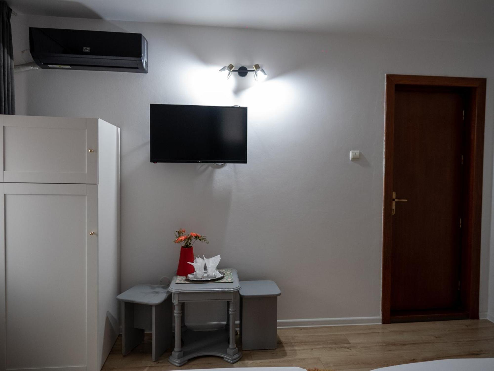 Guesthouse Magic Băile Herculane Exteriér fotografie